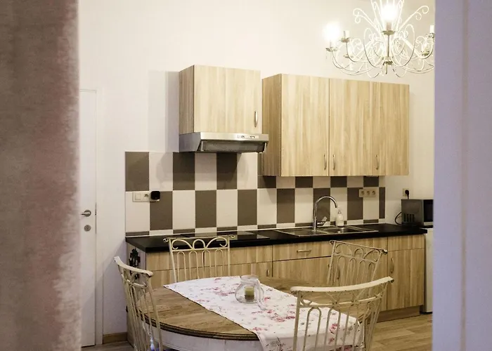 L'hotel De Police - Topdestination-spa